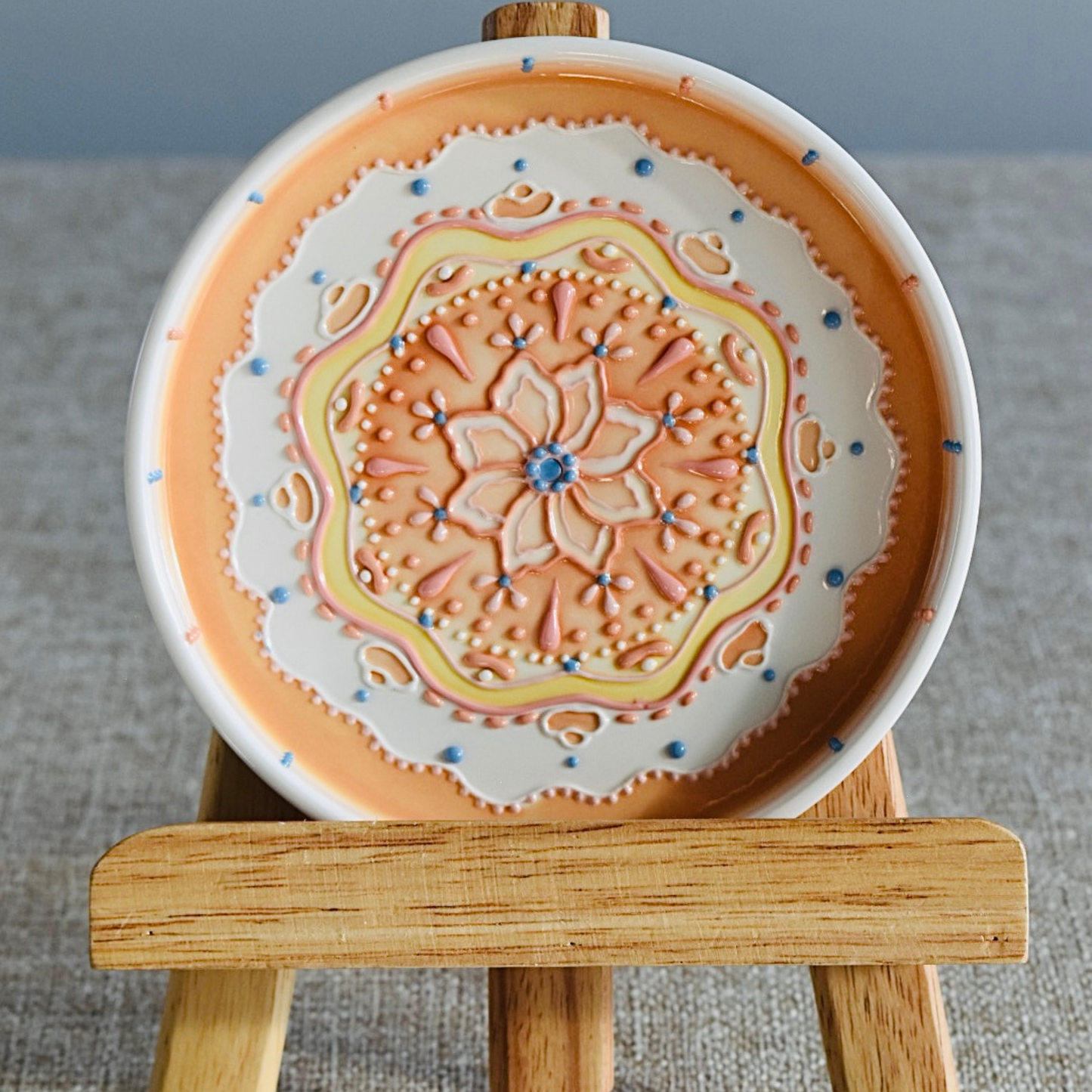 Grapefruit - Mandala Style 3D Underglazed Plate / S