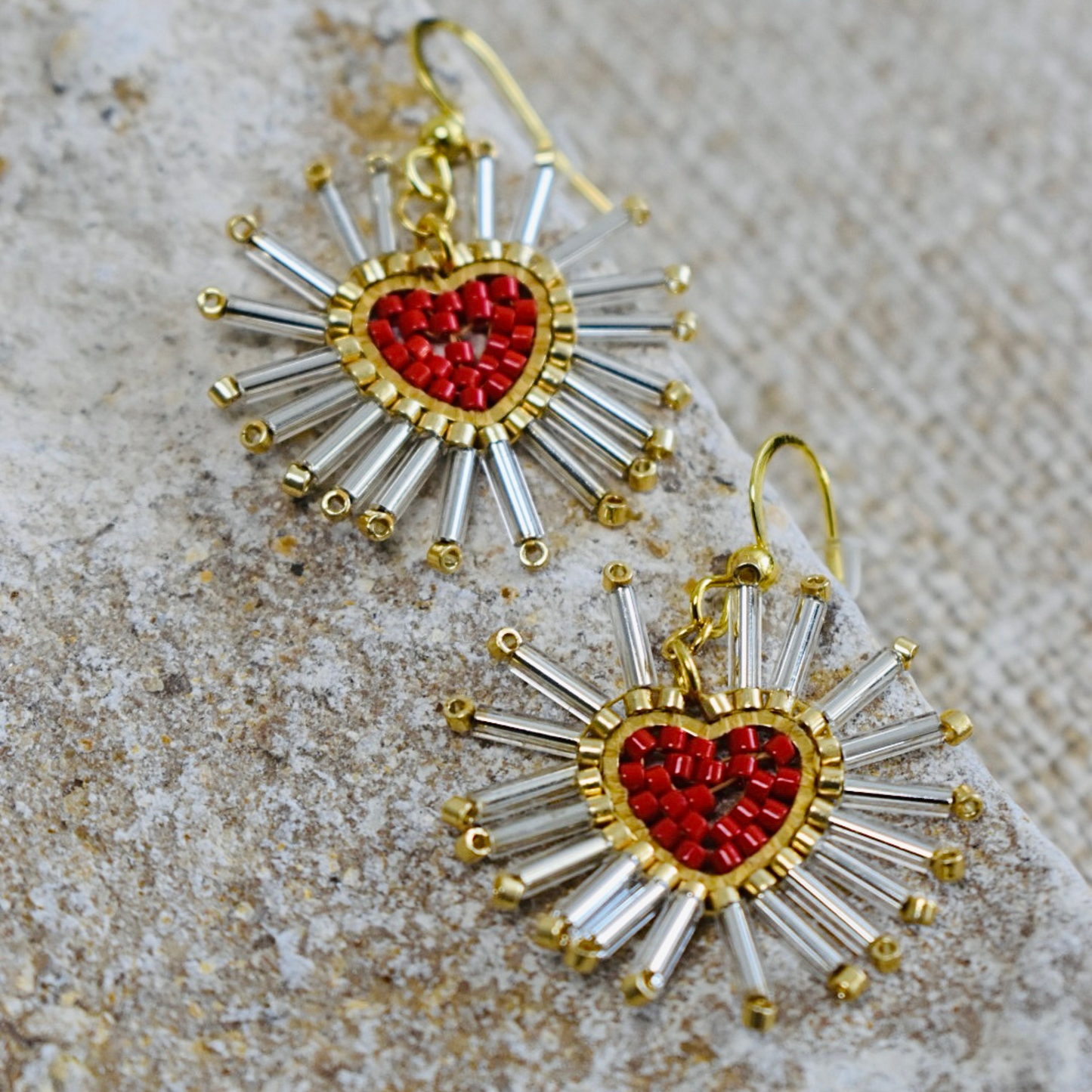 Heartbeam - Heart pattern radial earrings with miyuki beads