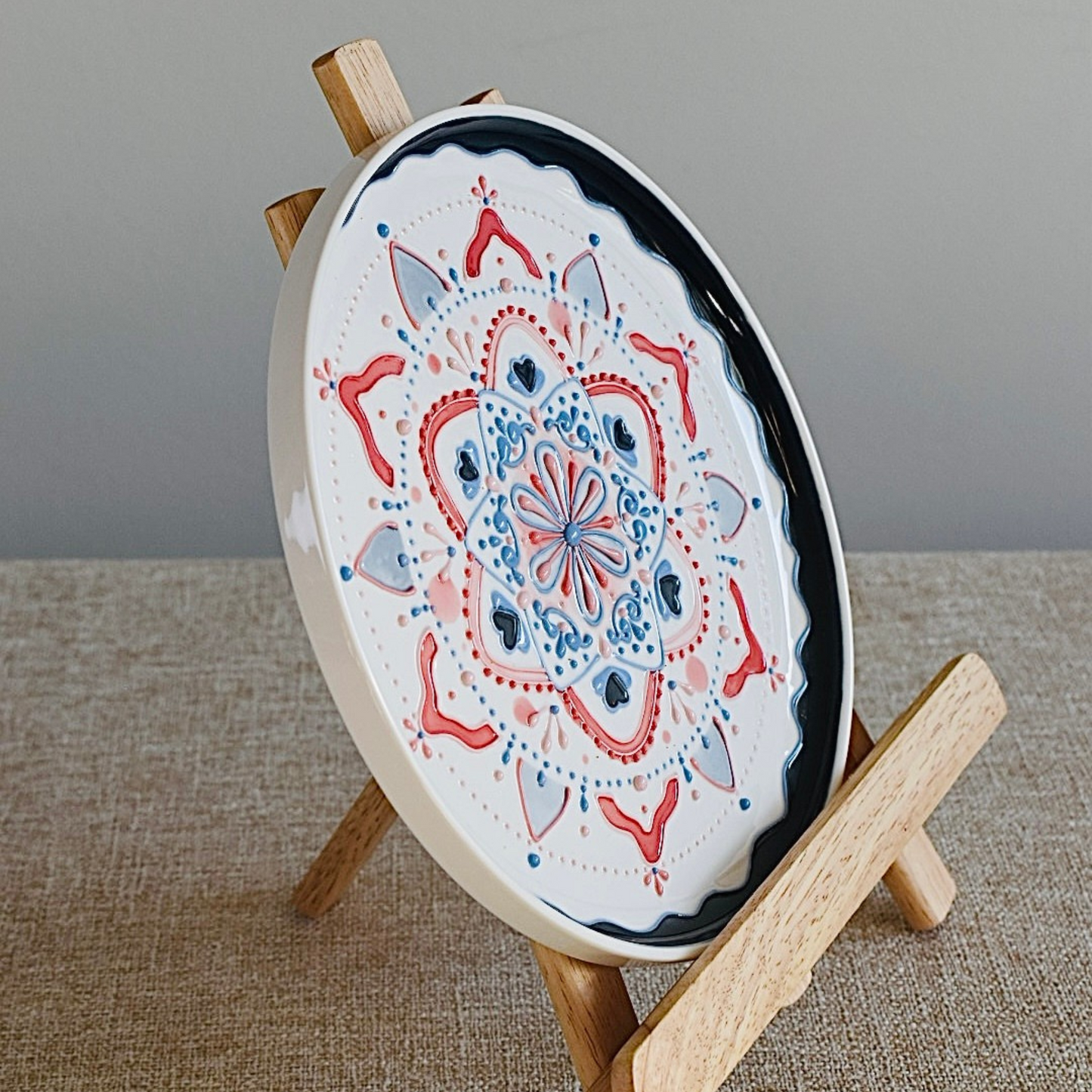 Hearts - Mandala Style 3D Underglazed Plate / L