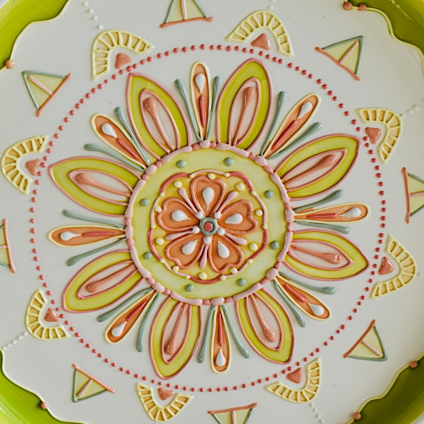 Starfruits - Mandala Style 3D Underglazed Plate / L